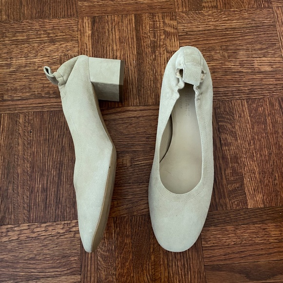 Everlane suede heels - Picture 3 of 3